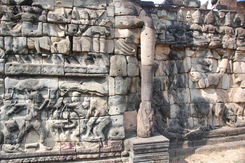 DSC_0342.JPG - Terrace of the Elephants.