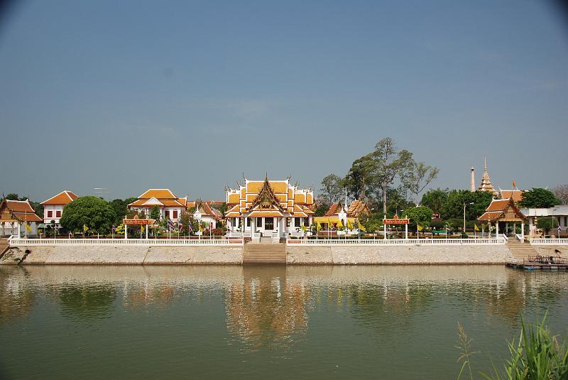 DSC_0490.JPG - Temple.