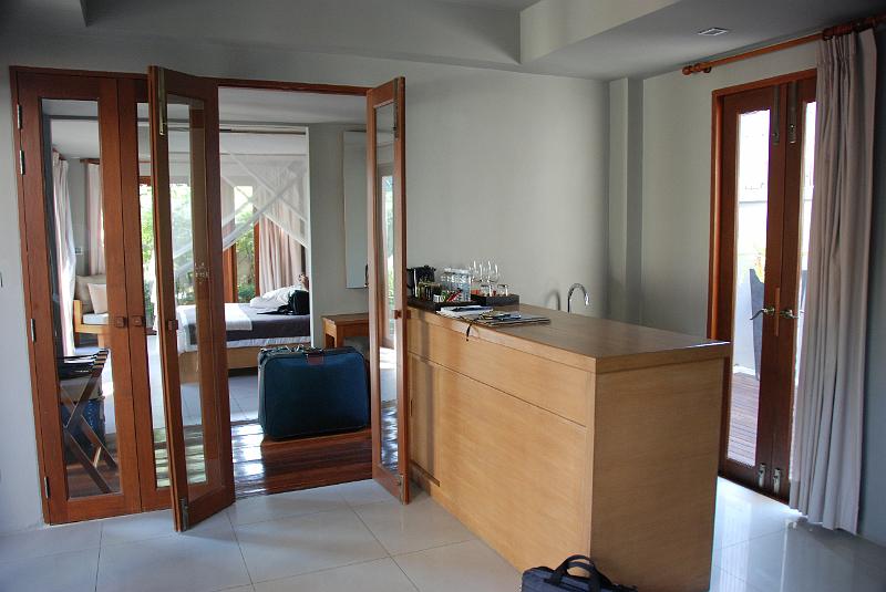 DSC_0633.JPG - Kitchenette.