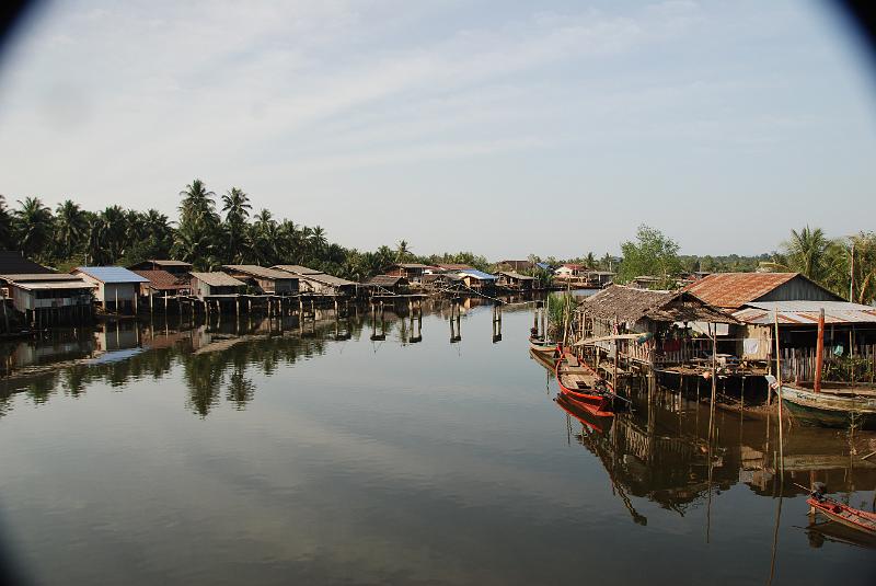 DSC_0906.JPG - Village of fishermen.