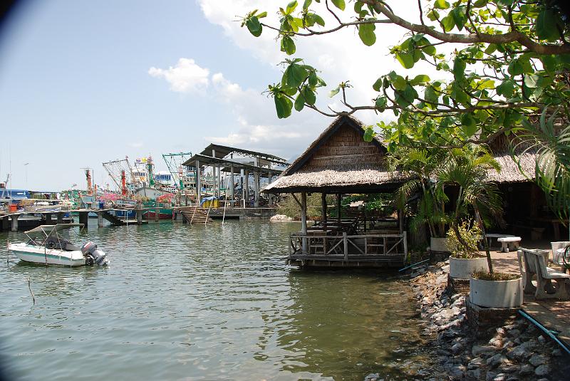 DSC_0918.JPG - Khura Buri port for Surin Islands.