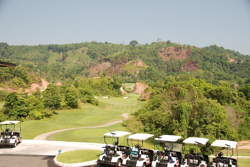 DSC_0954.JPG - Mountains Golf Club.