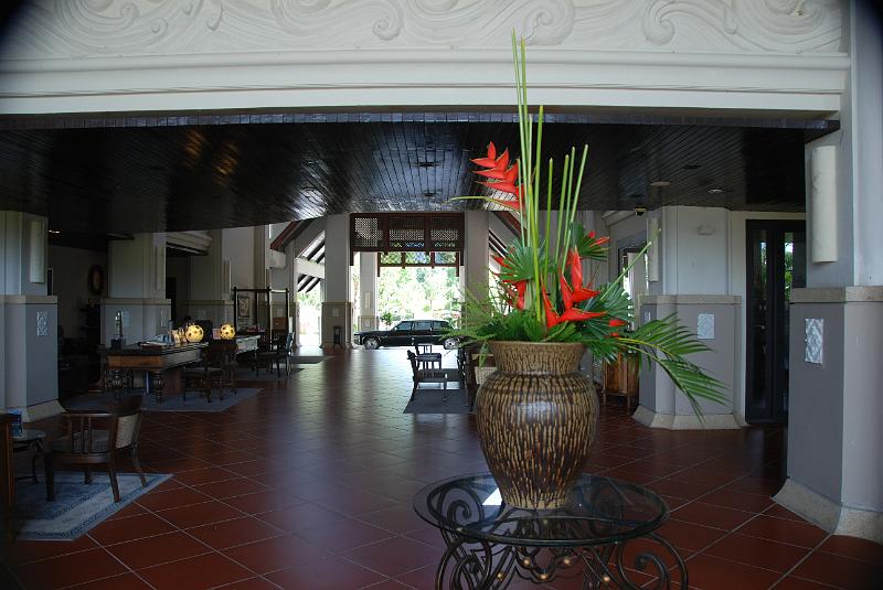 DSC_1006.JPG - Mission Hills Resort. Lobby.