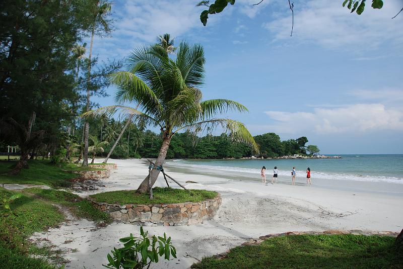 DSC_0058.JPG - Nirwana Gardens Hotel. Beach.