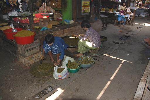 DSC_0133.JPG - Market