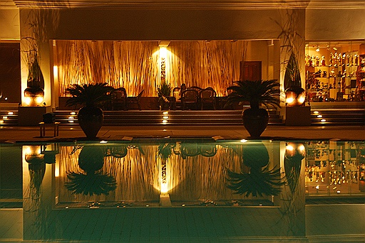 DSC_0449.JPG - The Mandalay Hill Resort by night. http://www.mandalayhillresorthotel.com 