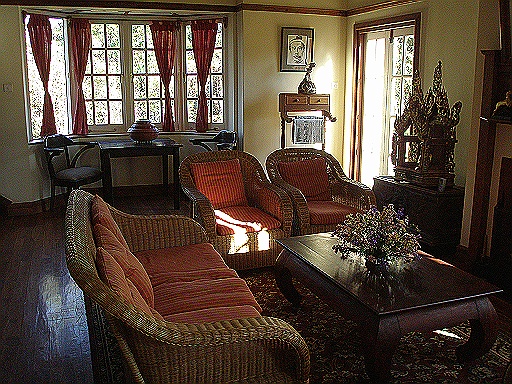 P1120051.JPG - Sitting room.