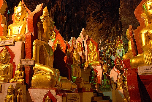 DSC_0527.JPG - Pindaya Caves.